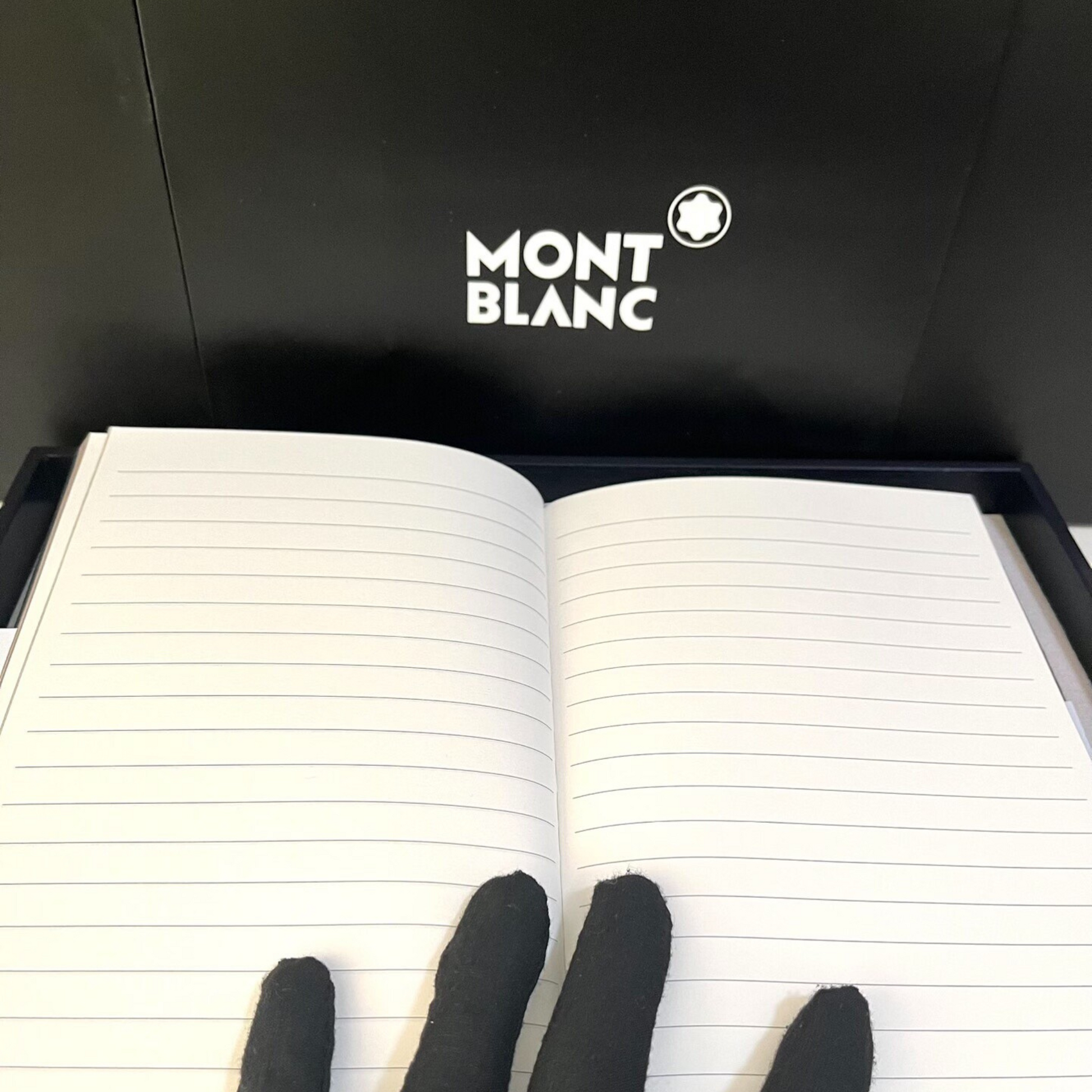 Black Montblanc notebook #146, ideas for man gift, surpriseboxgift.com