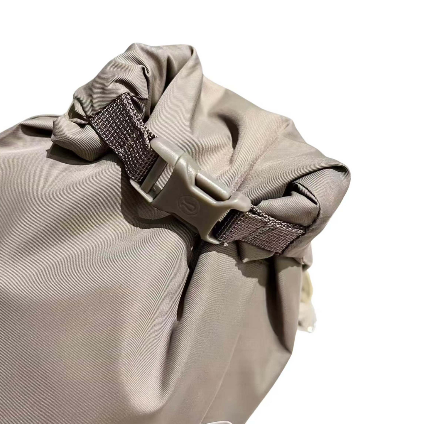 beige garment with 'Lululemon' bag branding, surpriseboxgift.com, ideas for woman and man gift, birthday gifts, corporate box gift, box gift, christmas gift, new year gift